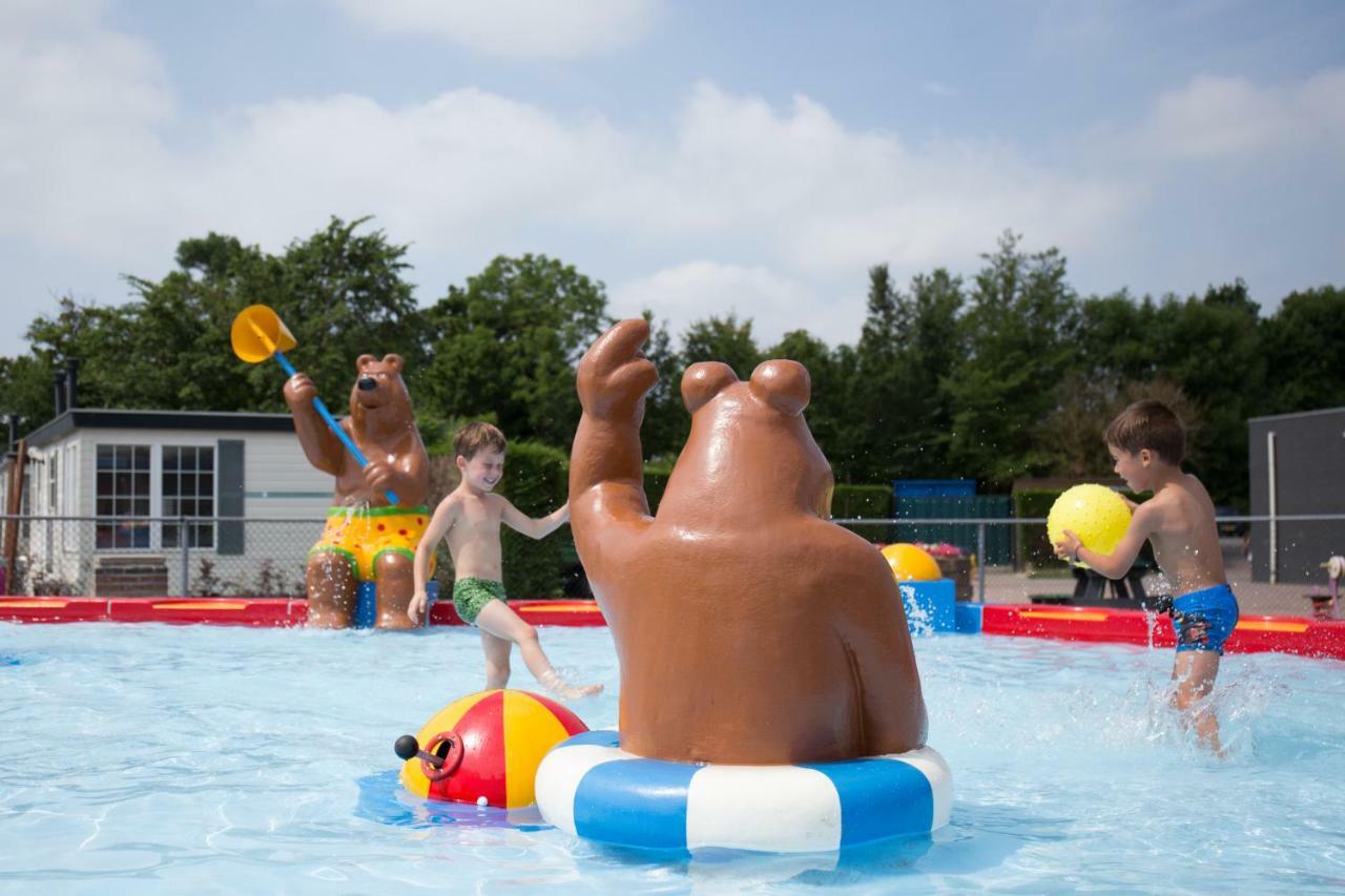 Kleintje Beer Villa Baarland Kültér fotó